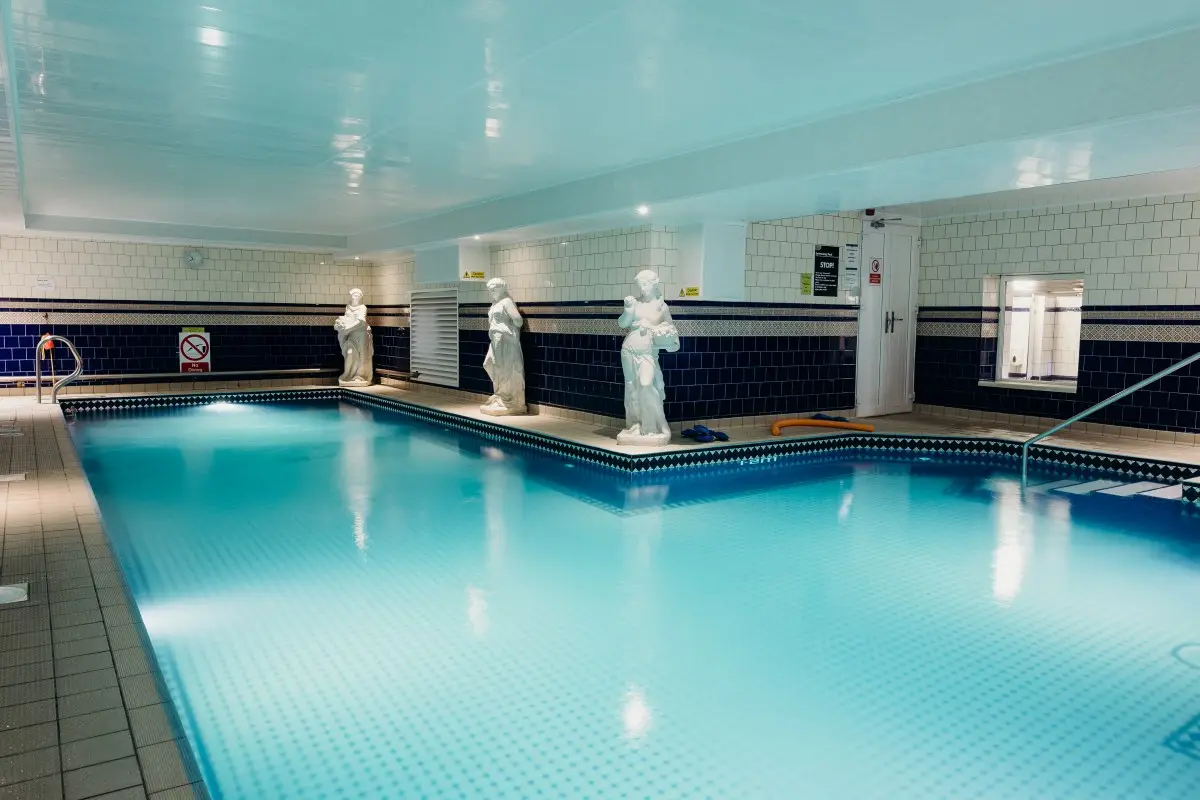 Pool (1)